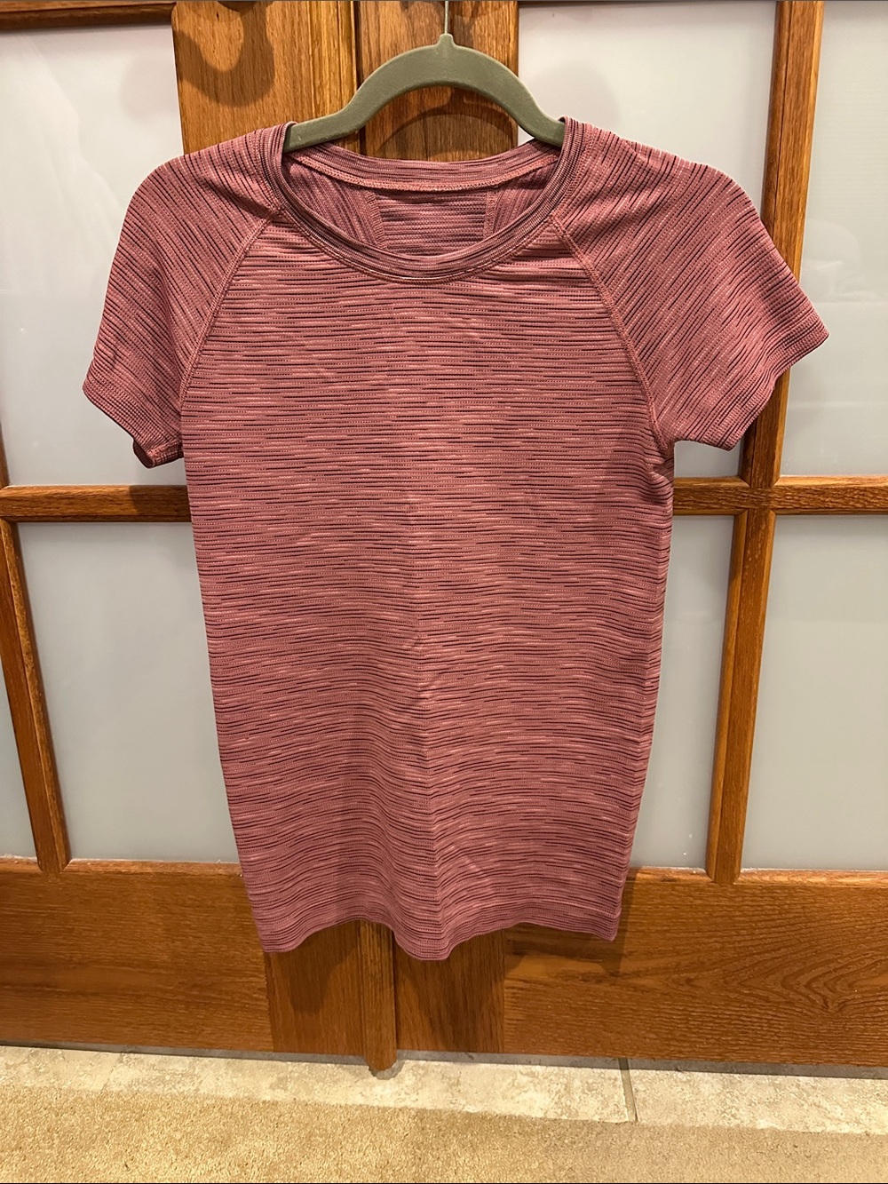 Athleta Heathered Crew Neck Short Sleeve Tee in Dusty Rose
